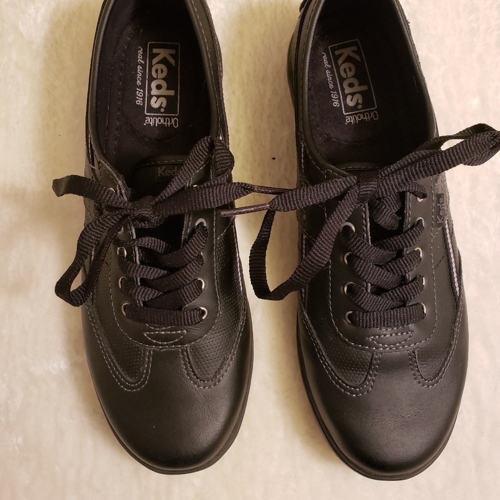 KEDS-Black Leather Tennis shoes